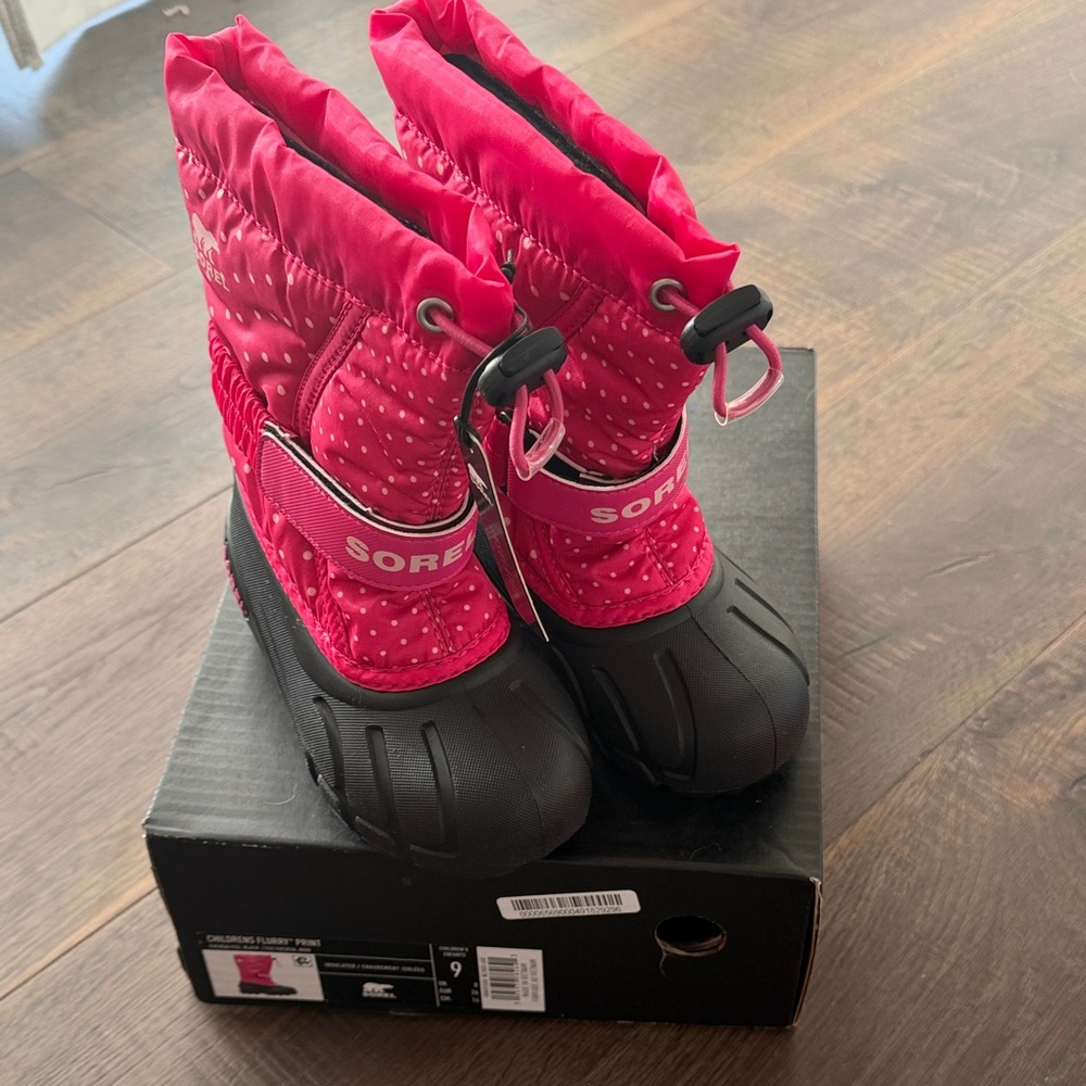 Sorel Kids' Pink and Black Winter Boots